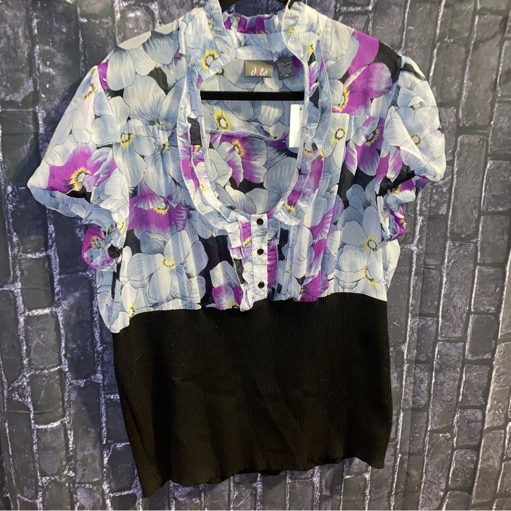 DOTS Plus Floral Ruffled Collar Blouse Sz 3X
